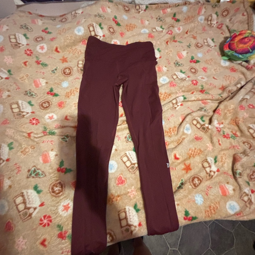 lululemon maroon Leggings